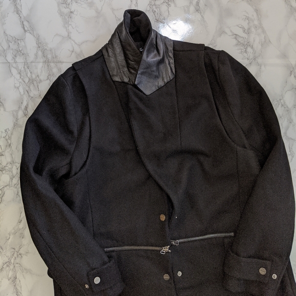 • Kenneth Cole • The Callan Wool Coat - Picture 5 of 7